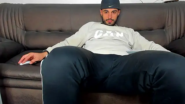 sexyhotmusclesforyou1 online show from 03/15/25, 11:28