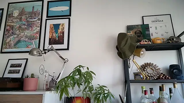 MikymikeBBWD online show from 11/26/25, 11:10