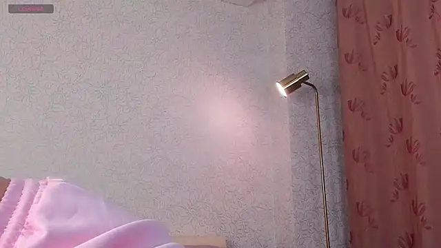 Snapshot of TaiteBayles chatting on 11/05/25, 01:09 TaiteBayles online show from 11/05/25, 01:09