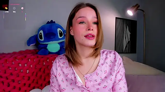 Snapshot of TaiteBayles chatting on 10/13/25, 01:29 TaiteBayles online show from 10/13/25, 01:29