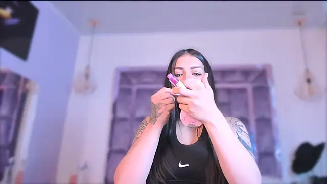 Annie rhoades online show from 02/17/25, 04:39