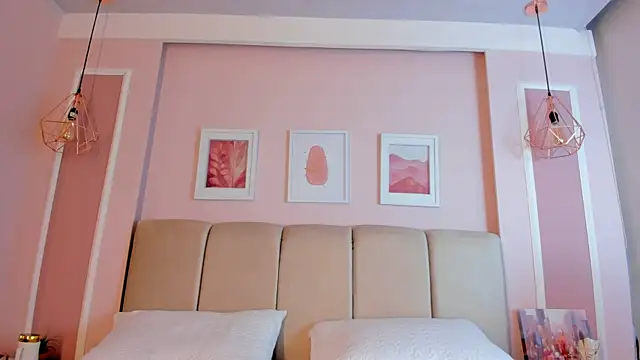 Annie rhoades online show from 12/19/25, 01:02