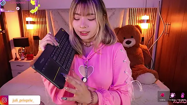 Julieta priv online show from 02/21/26, 01:35