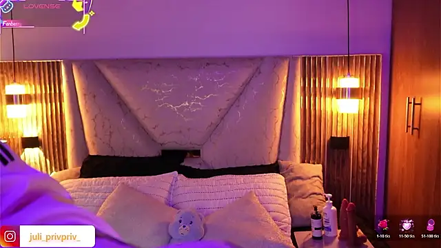 Julieta priv online show from 03/15/26, 04:03