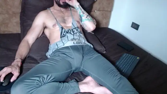 Valentino 0 online show from 02/24/26, 04:30