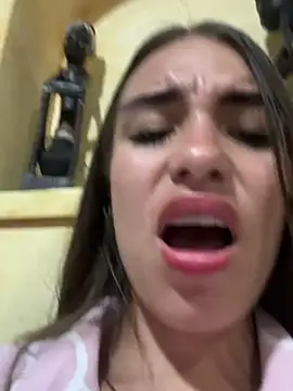 Snapshot of EMILY-07_ chatting on 03/06/25, 09:31 EMILY-07 online show from 03/06/25, 09:31