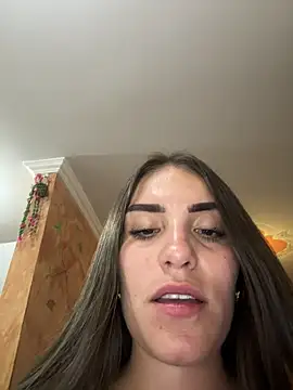 Snapshot of EMILY-07_ chatting on 02/18/25, 01:10 EMILY-07 online show from 02/18/25, 01:10