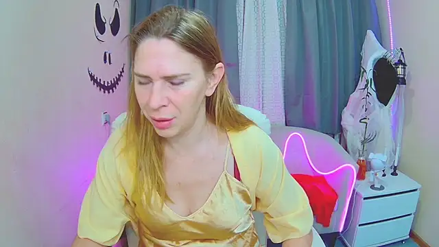 TessaDaybreak online show from 11/04/25, 07:45