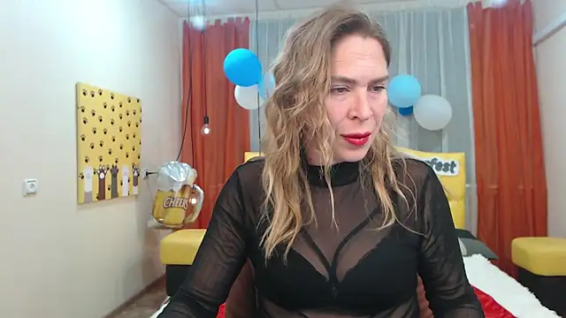 Snapshot of TessaDaybreak chatting on 10/02/25, 07:12 TessaDaybreak online show from 10/02/25, 07:12