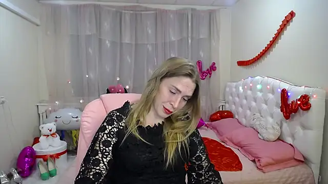 Snapshot of TessaDaybreak chatting on 03/05/25, 04:24 TessaDaybreak online show from 03/05/25, 04:24