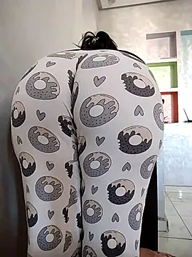 Dalou3a-69 online show from 04/04/26, 10:55