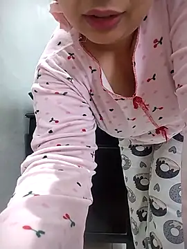 Dalou3a-69 online show from 12/20/25, 12:08