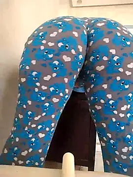 Snapshot of Dalou3a-69 chatting on 10/05/25, 11:23 Dalou3a-69 online show from 10/05/25, 11:23