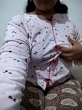 Snapshot of Dalou3a-69 chatting on 03/12/25, 01:47 Dalou3a-69 online show from 03/12/25, 01:47