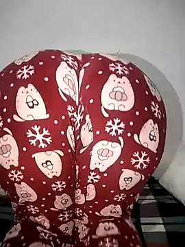 Snapshot of Dalou3a-69 chatting on 03/21/25, 12:07 Dalou3a-69 online show from 03/21/25, 12:07