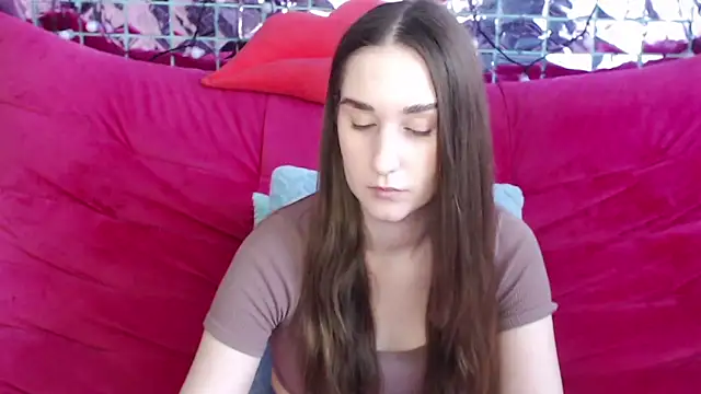 Snapshot of Margarettii chatting on 02/23/25, 01:42 Margarettii online show from 02/23/25, 01:42
