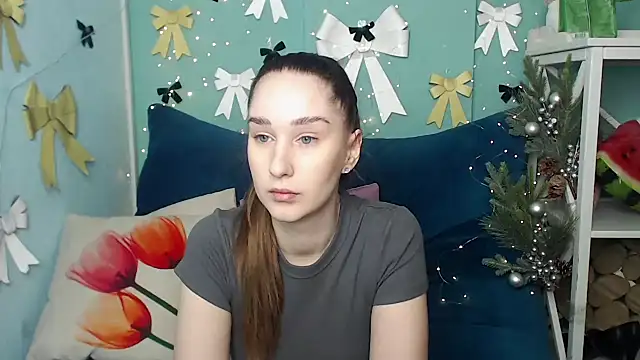 Snapshot of Margarettii chatting on 02/17/25, 05:47 Margarettii online show from 02/17/25, 05:47