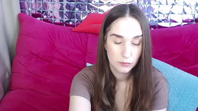 Snapshot of Margarettii chatting on 02/23/25, 05:56 Margarettii online show from 02/23/25, 05:56