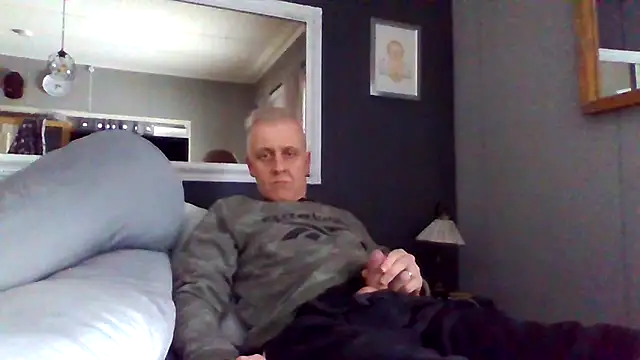 Teemu online show from 03/18/25, 03:44