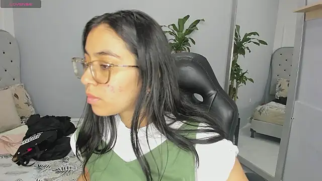 lucelly 15 online show from 02/24/26, 11:44