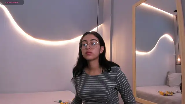 lucelly 15 online show from 01/12/26, 11:50