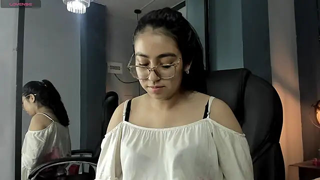 lucelly 15 online show from 02/01/26, 11:52