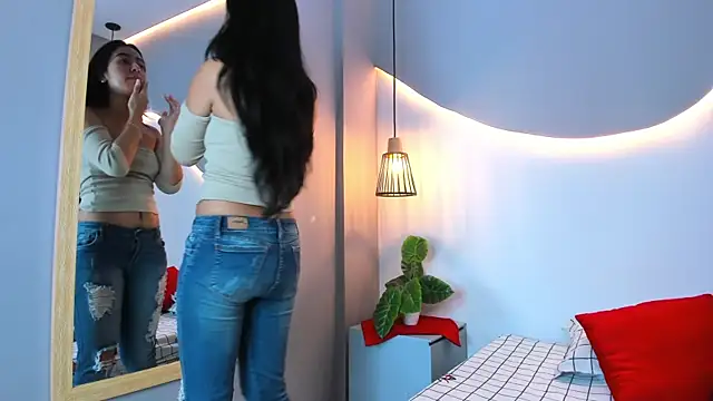 lucelly 15 online show from 09/10/25, 11:20