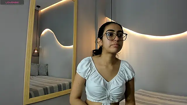 lucelly 15 online show from 09/21/25, 11:26