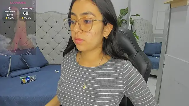 lucelly 15 online show from 02/20/26, 11:56