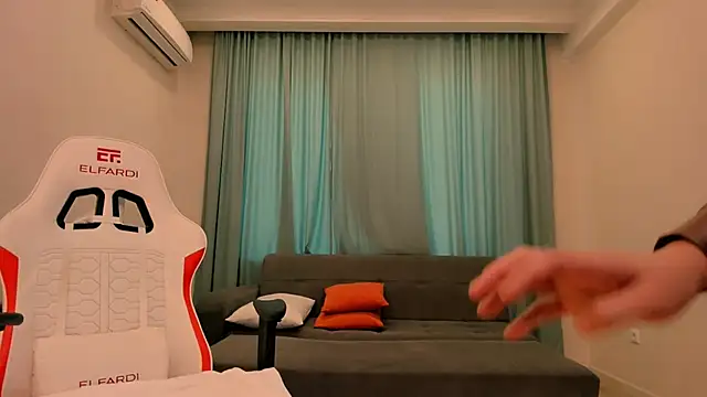 Snapshot of Demonic_Angel_ chatting on 09/11/25, 03:06 Demonic Angel online show from 09/11/25, 03:06