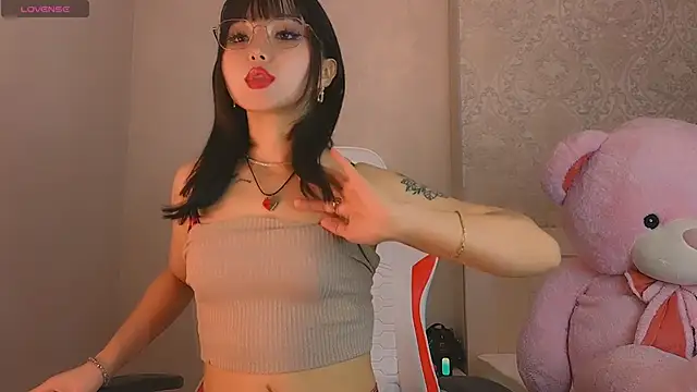 Snapshot of Demonic_Angel_ chatting on 01/17/26, 12:20 Demonic Angel online show from 01/17/26, 12:20