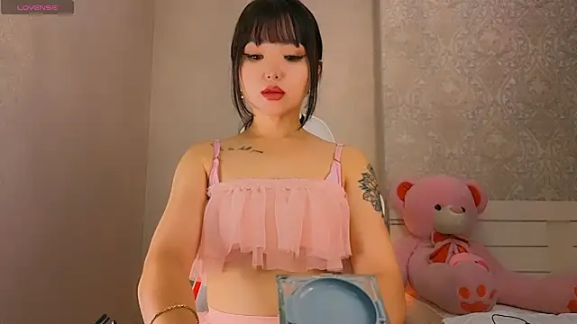 Demonic Angel  online show from 05/06/26, 03:38