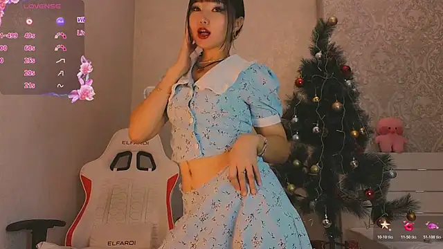 Snapshot of Demonic_Angel_ chatting on 12/22/25, 11:43 Demonic Angel online show from 12/22/25, 11:43