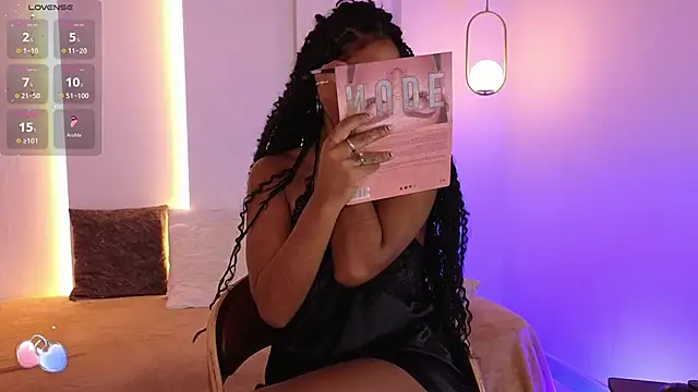 Snapshot of Lana_Starlett chatting on 11/15/25, 03:43 Lana Starlett online show from 11/15/25, 03:43