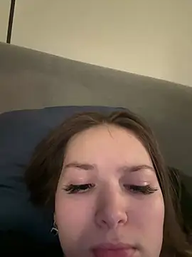 -Amora online show from 02/13/26, 12:16