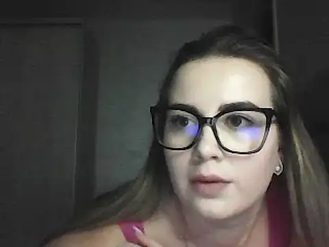 Snapshot of GoddessTenderness chatting on 02/16/25, 04:10 GoddessTenderness online show from 02/16/25, 04:10