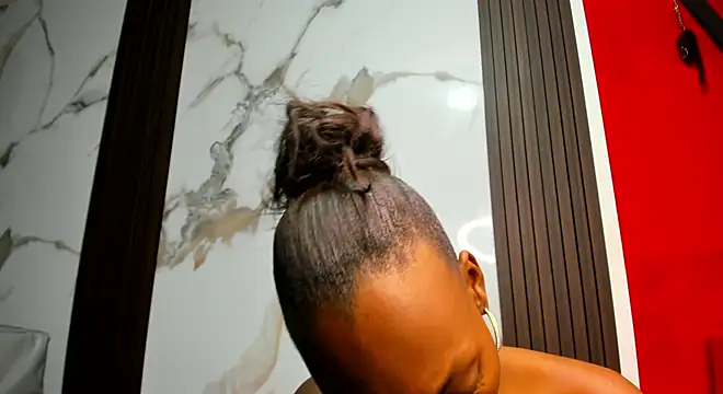 ebony valentina online show from 11/06/25, 01:53