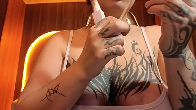 Anni acker b online show from 03/13/26, 12:21