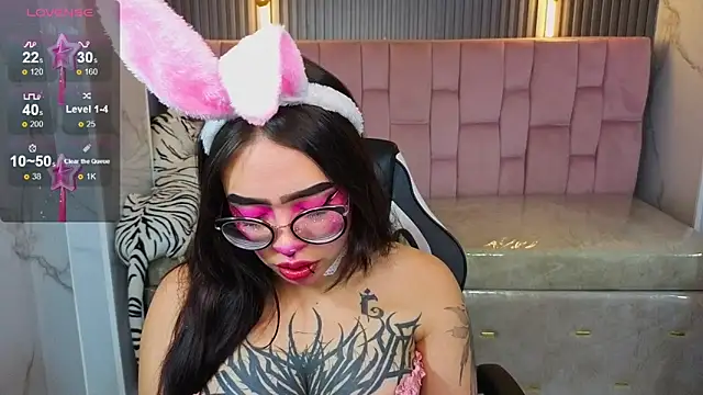 Anni acker b online show from 11/28/25, 03:39