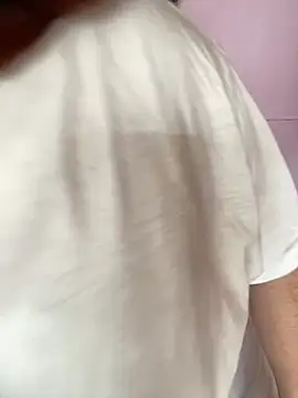 Snapshot of _ivyginger chatting on 02/20/25, 06:24 ivyginger online show from 02/20/25, 06:24