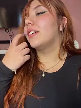 Snapshot of _ivyginger chatting on 03/10/25, 06:49 ivyginger online show from 03/10/25, 06:49