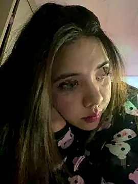 Snapshot of _ivyginger chatting on 09/14/25, 10:43 ivyginger online show from 09/14/25, 10:43