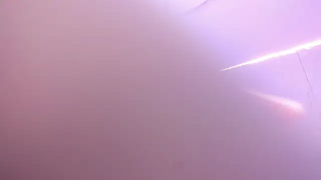 MelanieHillss online show from 12/04/25, 04:11