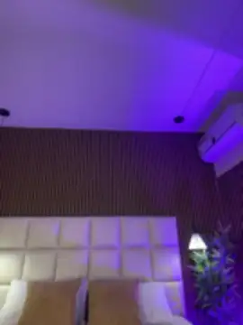 MelanieHillss online show from 06/03/26, 04:46