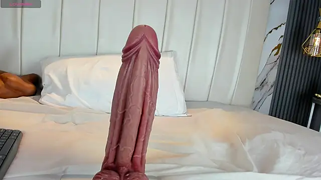 EvaMillins online show from 12/03/25, 04:24