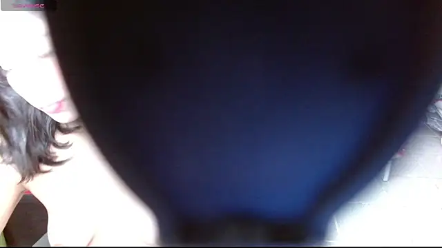 Violett 11 online show from 10/30/25, 09:01