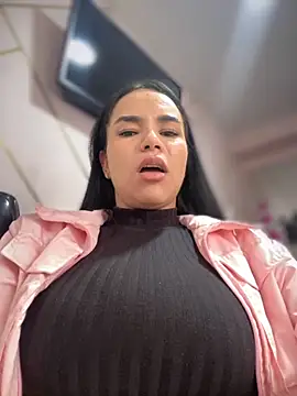 Naatalia online show from 10/06/25, 09:48