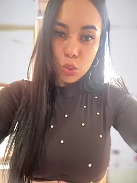 Naatalia online show from 11/08/25, 05:38