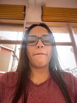 Naatalia online show from 02/05/26, 06:15