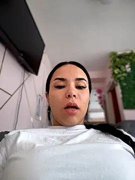 Naatalia online show from 02/03/26, 06:13